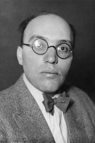 Kurt WeillBundesarchiv_Bild_146-2005-0119,_Kurt_Weill