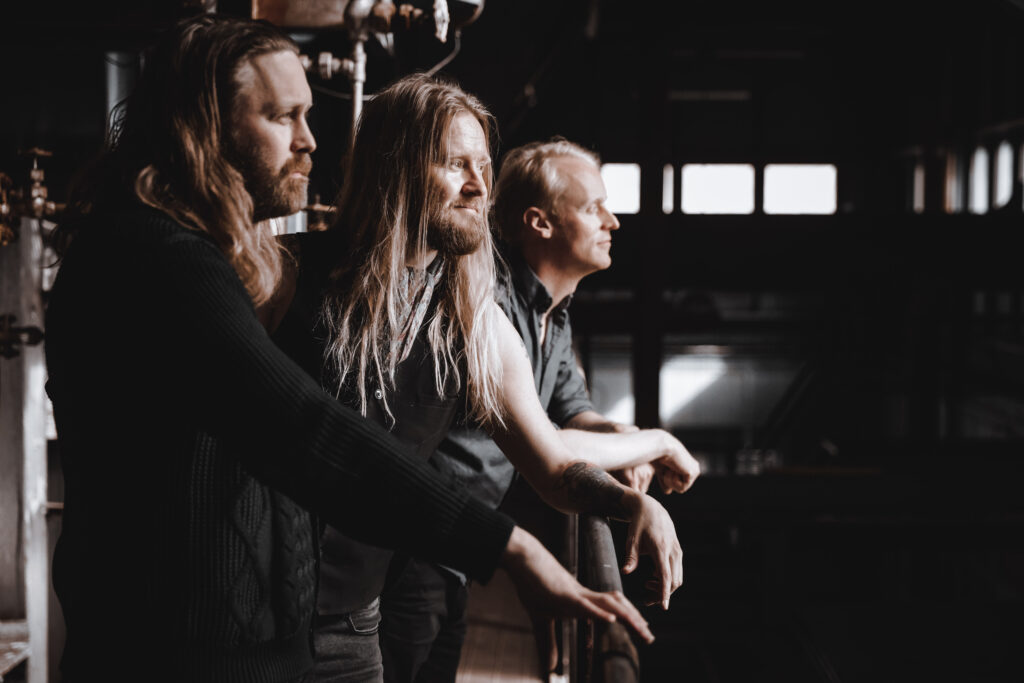 3. Árstidir_photo by Lisa Nowinski